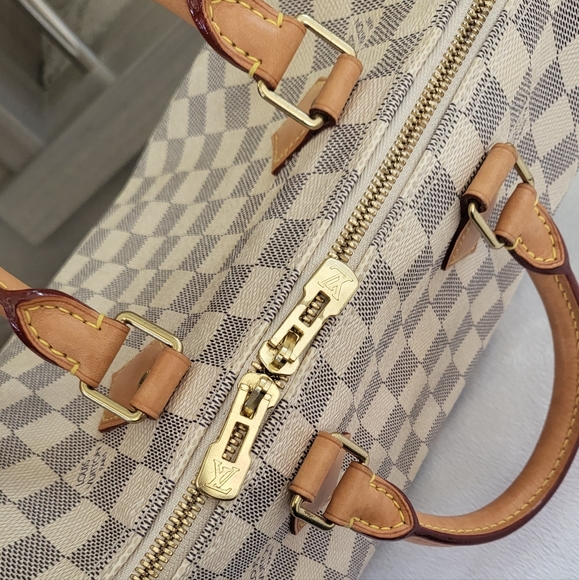 *SOLD* Louis Vuitton Speedy Bandouliere 25 - Picture 2 of 12